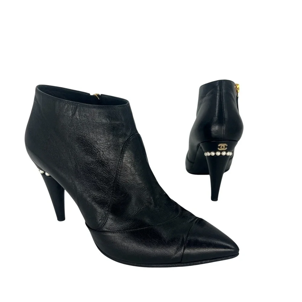 Chanel Pearl‎ CC Cone Heel Ankle Boots Black Leather Pointed Toe Size 39.5